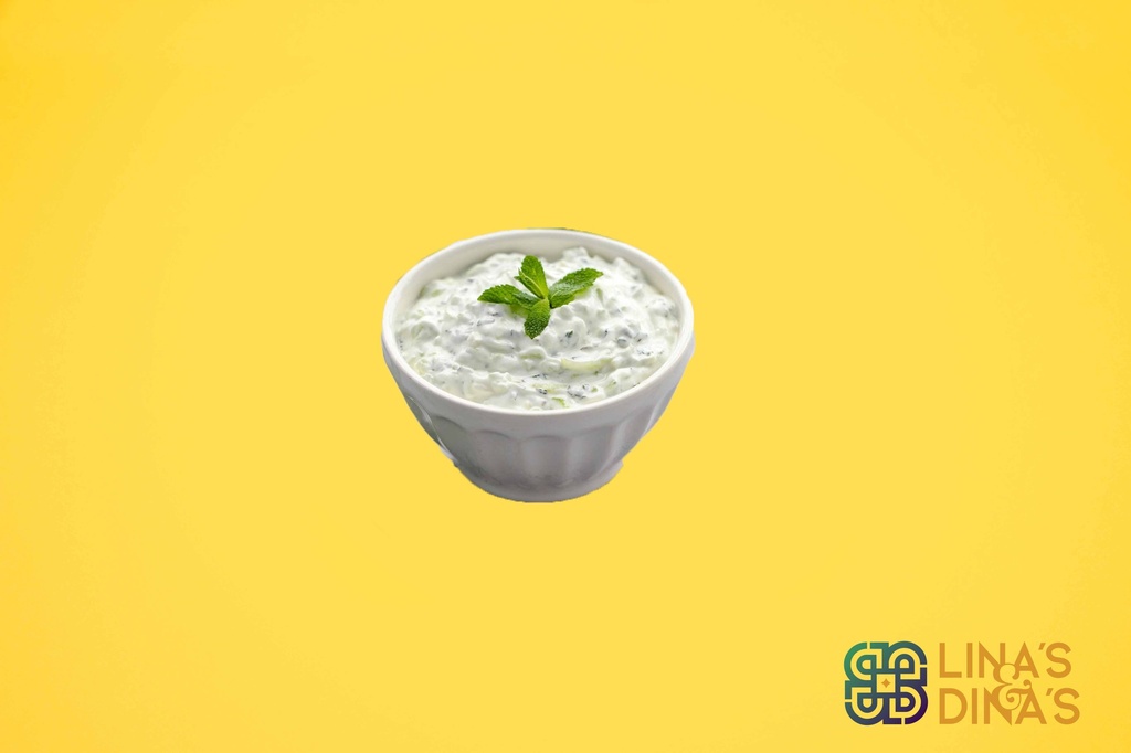 Yoghurt With Cucumber / روب و خيار