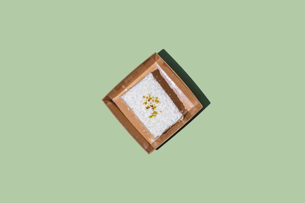 Coconut Cake/ كيك بالجوز الهند