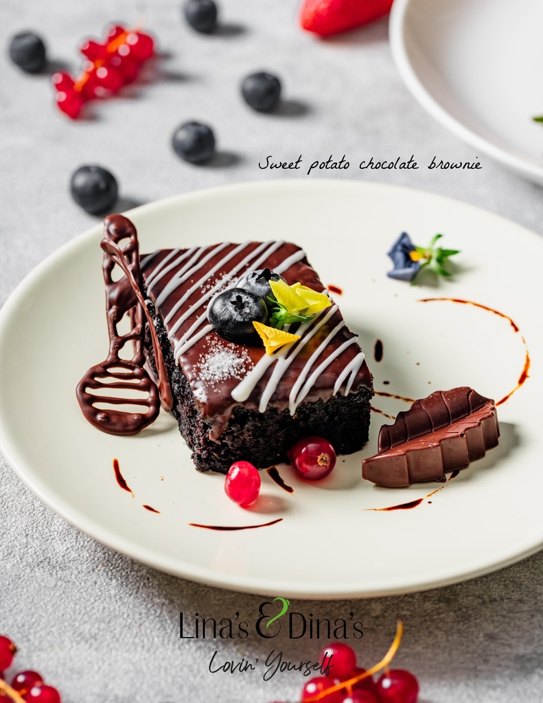 Sweet Potatoes Chocolate Brownies / براونيز الشوكولاتة بالبطاطا الحلوة
