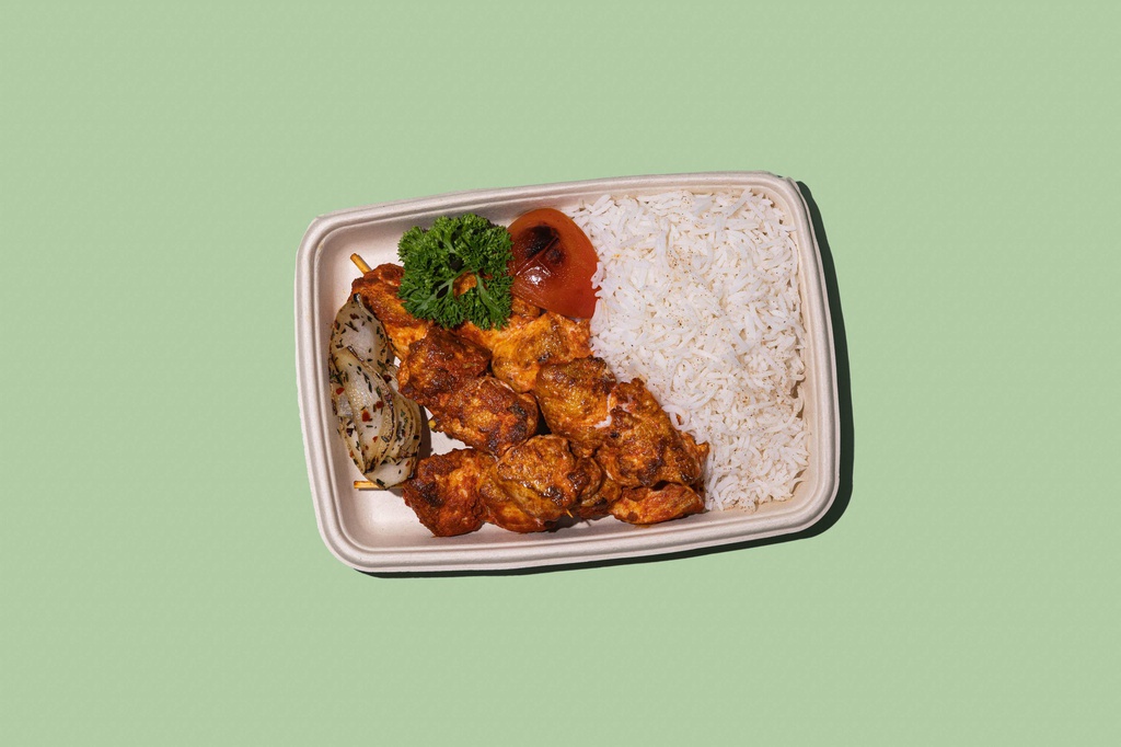 دجاج طاووق مع أرز أبيض