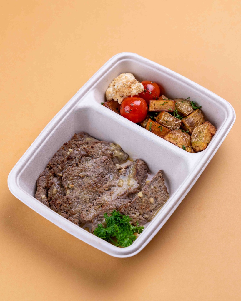 Garlic Beeftek w Potato / لحم بقري بالثوم مع البطاطس