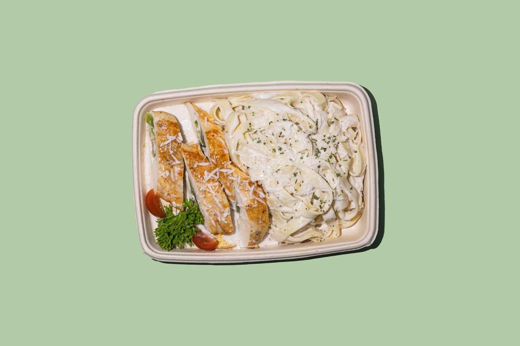 Thyme Chicken Fettuccine / فيتوتشيني دجاج بالزعتر