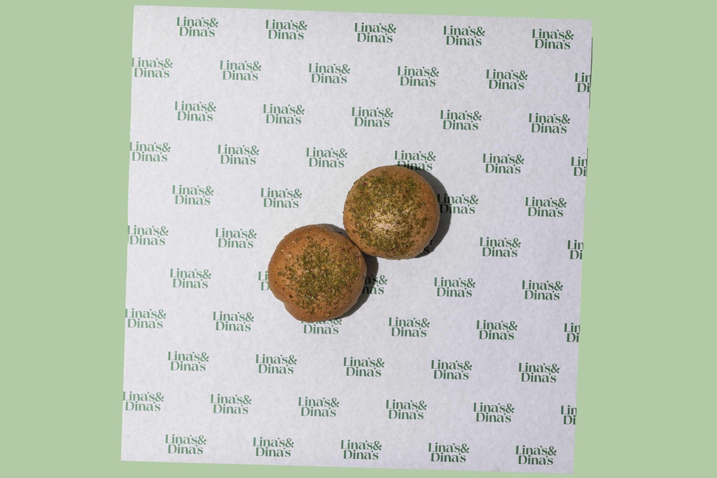 Zaatar Fatayer Balls w Labneh (6pack)/ كرات فطاير زعتر مع لبنة