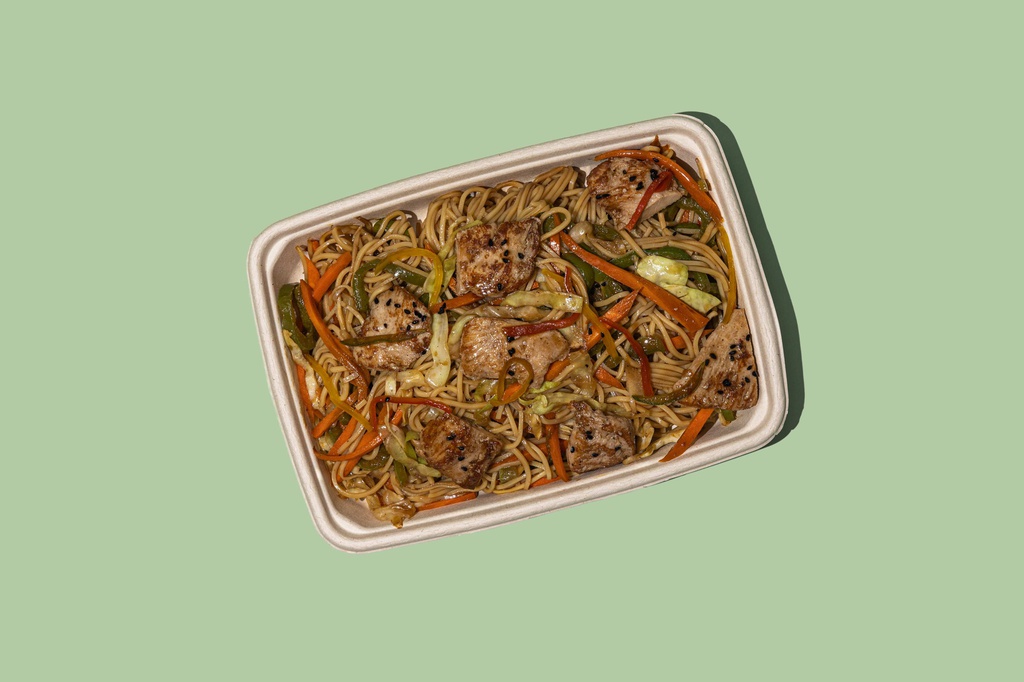 Yakisoba Chicken (6pack)/ دجاج ياكيسوبا
