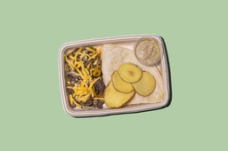 [NMN2462-1] Beef Fajita Wraps w Chips / لفائف فاهيتا لحم البقر مع رقائق البطاطس